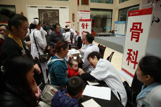 国医大师基层行首站到遂宁