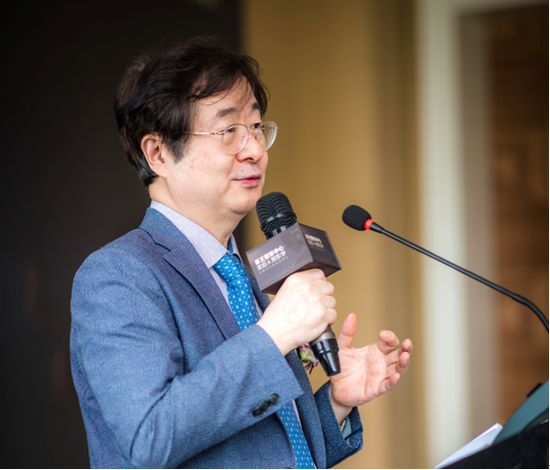 心美眼创始人、亚洲鼻王郑东学教授致辞