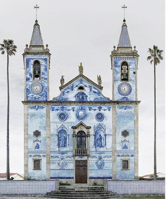 Paroquia De Santa Marinha,位于科特加萨的小教堂,拥有惊人的美感