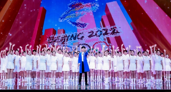 (张杰献唱第31届世界大学生夏季运动会主题推广歌曲之一《世界是我们(Together Forever)》)
