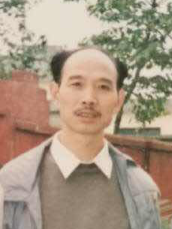 李伯清旧照（图据李伯清微博）