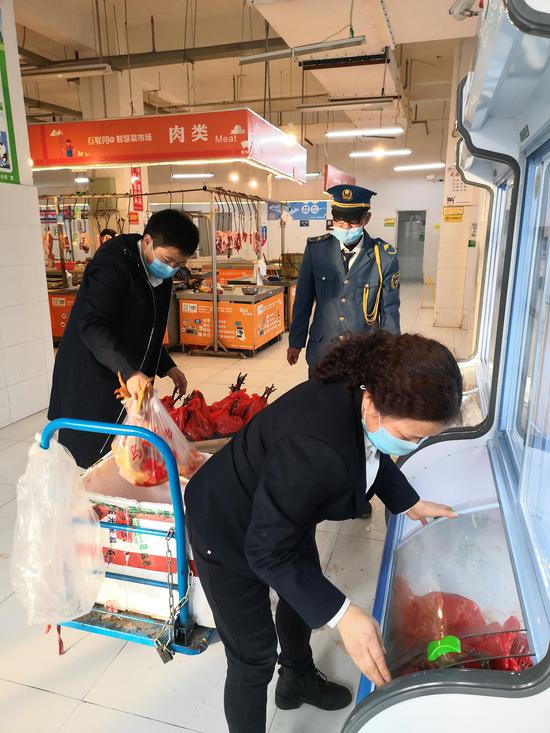 雨城区上里镇白马村向蜀天农贸市场提供土鸡等农副产品