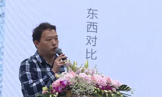 中国国家地理作者樊觅韵于康定发行新书贡嘎向西