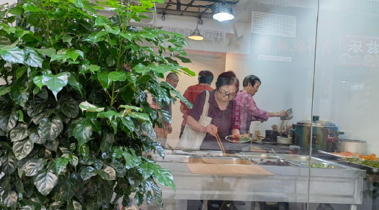 草街子社区平价食堂