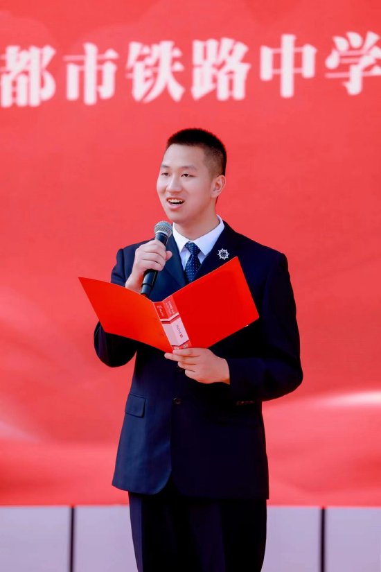 吴亚卿