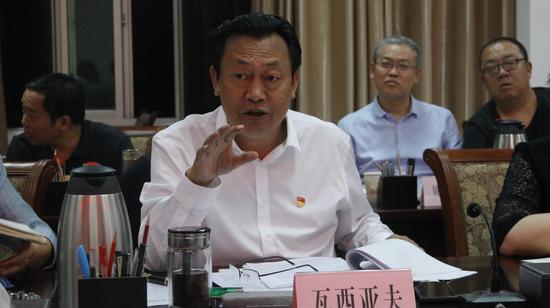 凉山州委常委州政府常务副州长蒋刚一行到德昌调研经济运行工作