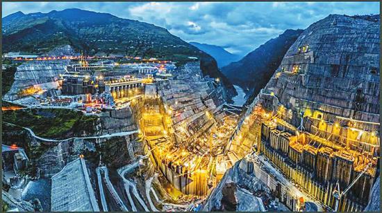 白鹤滩水电站夜景。 四川日报全媒体记者衡昌辉摄