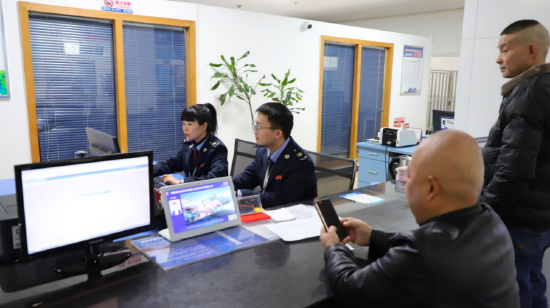 收心归位干劲足！达州通川政务服务节后首日状态满格