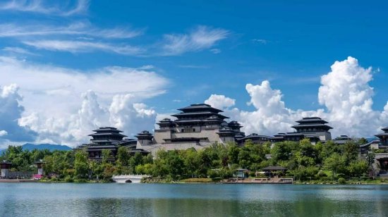 兴汉胜境景区远景图（兴汉胜境景区 供图）