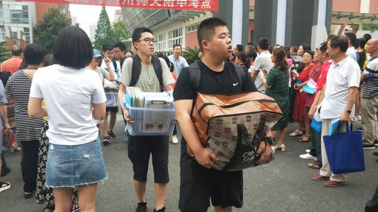 搬书回家啦~