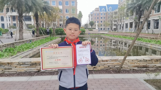 小小编程达人吴思锐