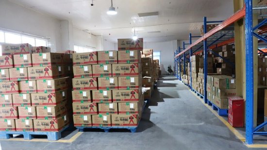 仓库货源充足，保障市场供应不断档