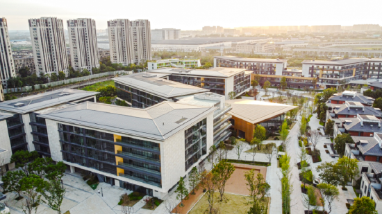 成都天府长岛数字文创园（园区供图）