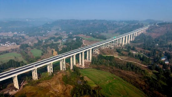 镇广高速古家沟特大桥