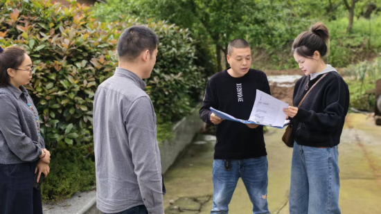 巡察组实地核验罗江镇大坪村集体资产