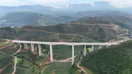 高速建设现场