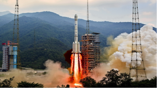 位于冕宁泽远镇的西昌卫星发射基地