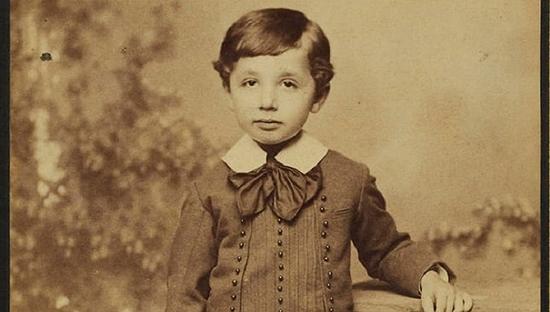 他觉得自己韶华已逝:私人信件展现爱因斯坦的