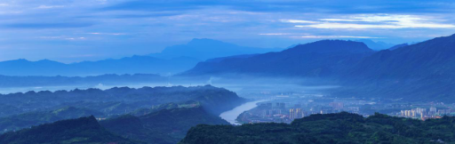 雾中雨城