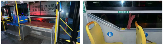 49 路公交车厢内加装的专用置物架与便捷挂钩