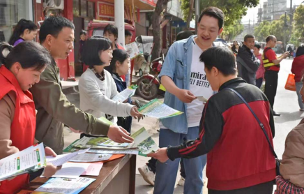 大樹鎮開展交通安全宣傳活動