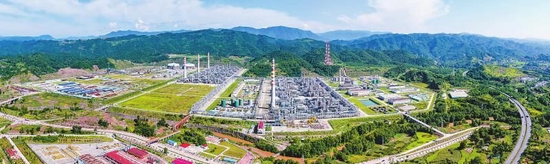 位于达州市宣汉县的普光天然气净化厂。