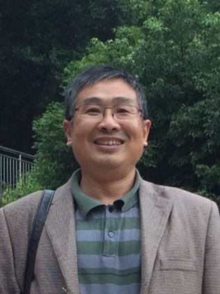 航空运输系双师型教师 黄裕忠