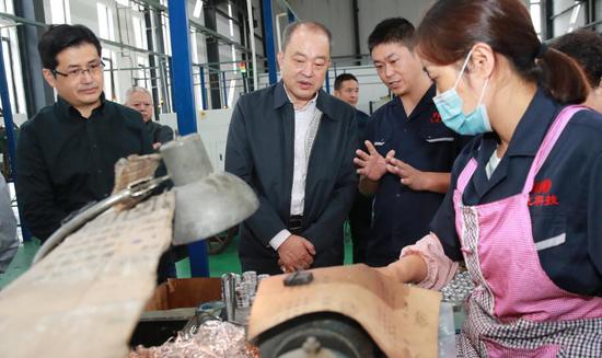 蘭開馳在經開區專題調研“飛地經濟”發展工作 張毅 攝