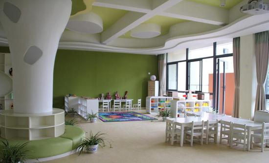 成都蓝港外国语小学建筑内景