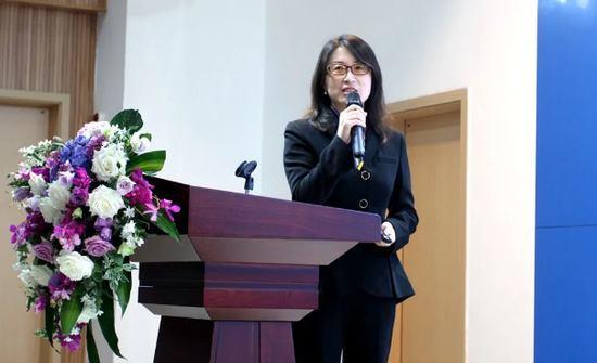 ▲航天小学秦文彬校长发言