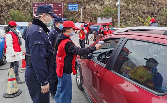 大树志愿者协会志愿者积极参与疫情防控