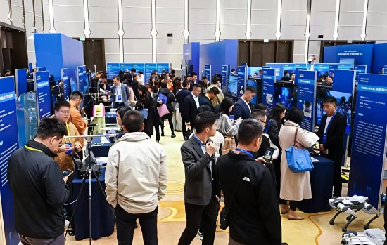 2024年11月18日， “科创天府·智汇蓉城”科技成果对接活动现场