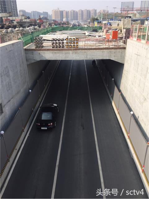 成都日月大道进入改造 完工后将敞开跑