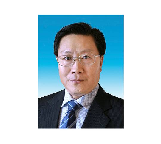 王东明