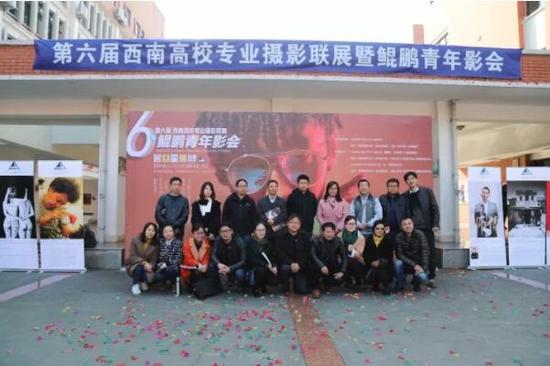 华凌西南婚纱摄影器材城_婚纱摄影器材城图片(3)