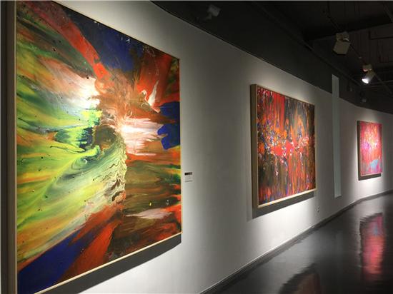 “等待发生•绘画即新生”――白中杰艺术展现场