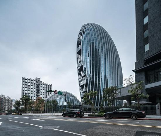 台北砳建筑以基隆河畔的鹅卵石为设计灵感