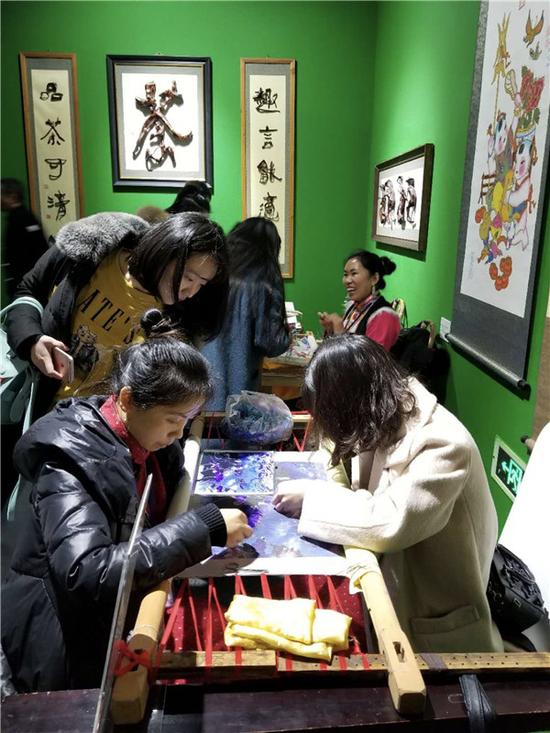 四川首届乡村艺术大展开幕式现场