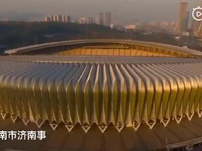 今晚的鲁能大球场济南奥体将是一片橙色海洋，已经嗅到冠军的气息