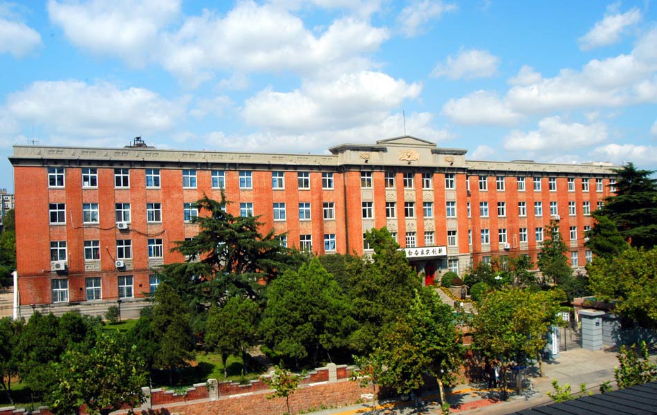 走進青島理工大學
