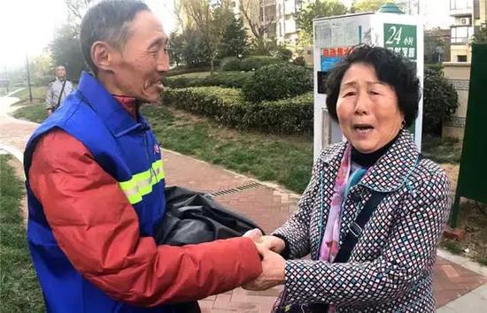 ▲居民非常感謝徐屹。