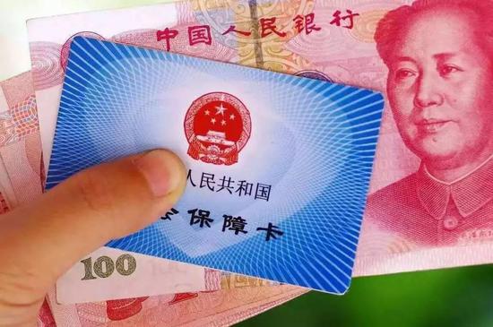 仨途徑可把卡“裝進(jìn)”手機(jī)20多萬(wàn)濟(jì)南人已領(lǐng)取