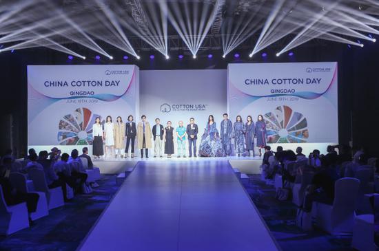 刘薇女士、陈闻先生携手合作伙伴共同呈现美国棉花时装秀