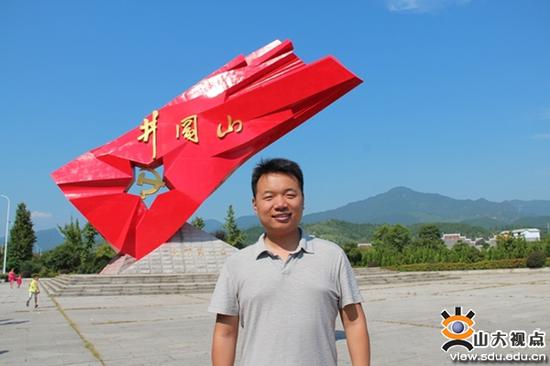 历史文化学院党委副书记张伟