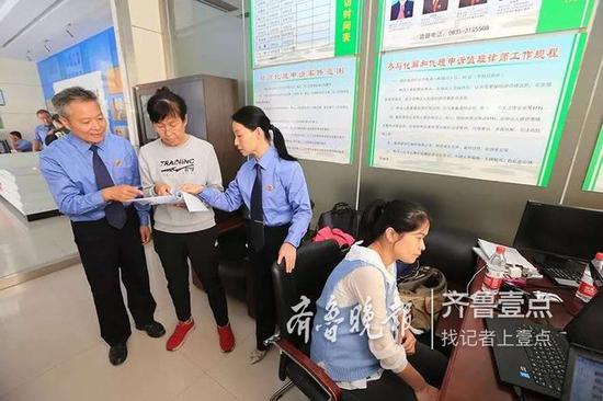 堅持立足檢察職能 不斷延伸服務領域