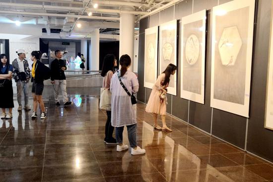 观展现场