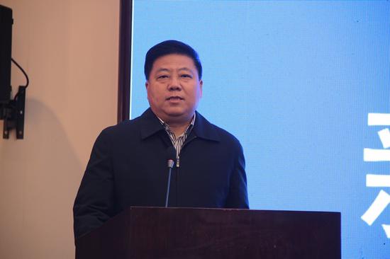 临沂市体育局党组成员、副局长全志刚通报活动相关情况