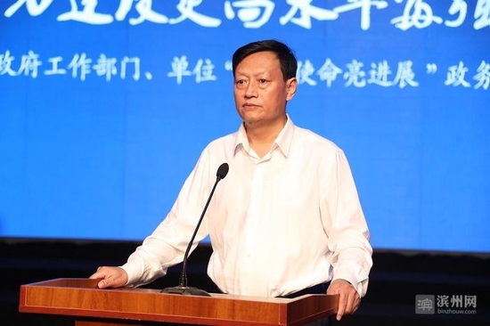濱州市行政審批服務局黨組書記、局長盧惠民