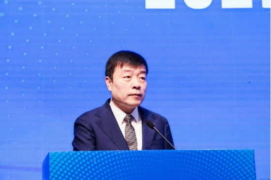 高端装备制造专业委员会秘书长杨志主持会议