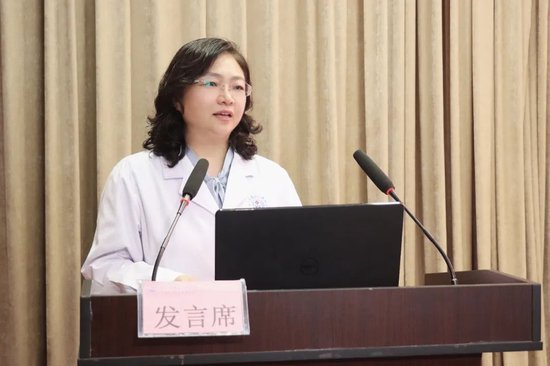 党委副书记、院长庄霞致辞